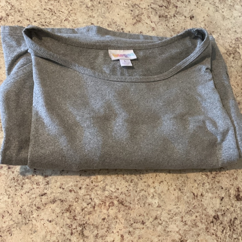 LulaRoe soft Gray colored top IRMA high low Tunic WMS LARGE